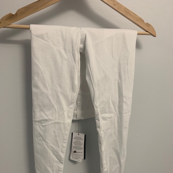 Fashion nova High waist Jeans - Picture 2 of 3